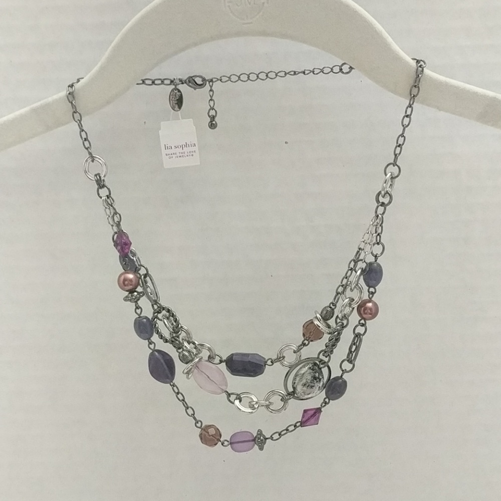 New! Lia Sophia necklace